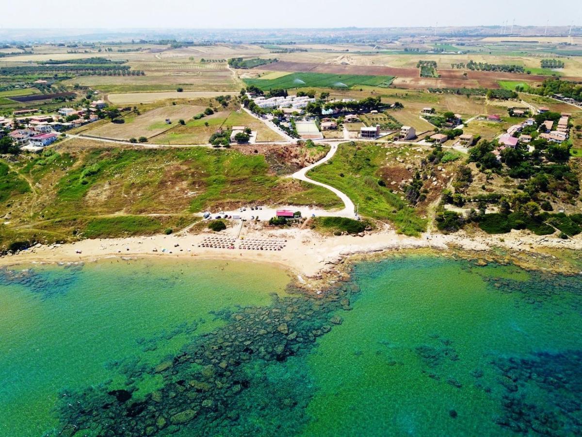 Villaggio Spiagge Rosse Capo Rizzuto Bagian luar foto